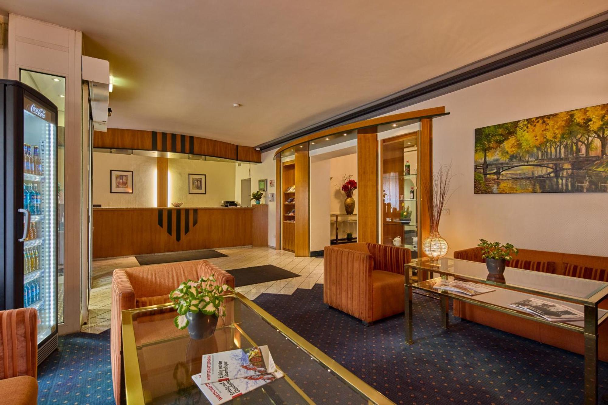 Trip Inn Hotel Esplanade, Duesseldorf — Foto’s 2